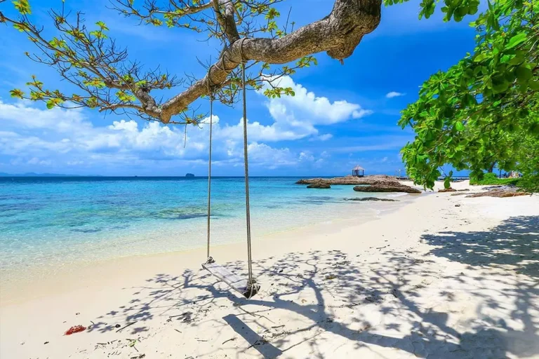 Maiton Island from Phuket: Boat Trips, Access and Snorkelling