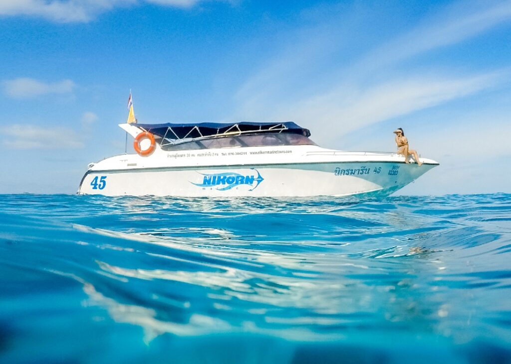 Kahung Beach (Coral Island) by Speedboat - Nikorn Marine