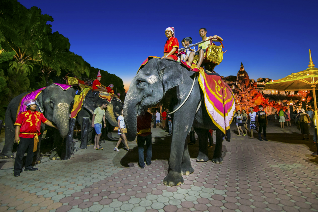 Phuket FantaSea Show