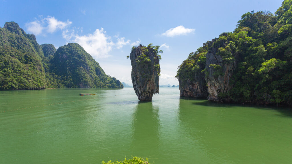 James Bond CANEO - Yao Yai Island by Speedboat - SeaStar