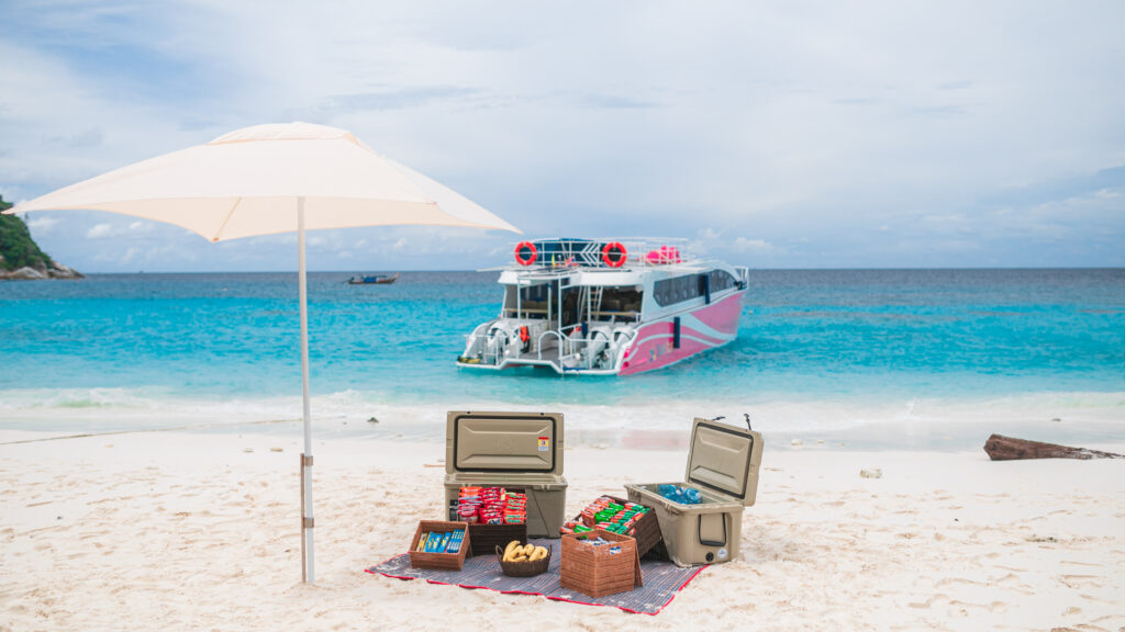 Raya Noi Island(Pirates beach) - Raya Yai Island - Maiton Island by Speedboat - SeaStar